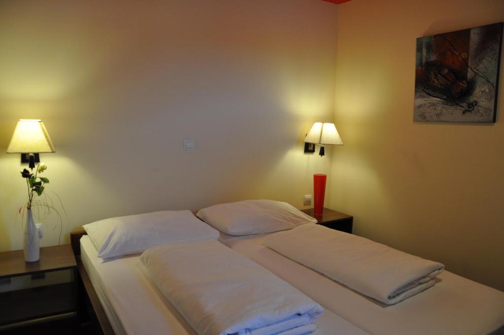 Hotel Carpymore Биоград-на-Мору Номер фото